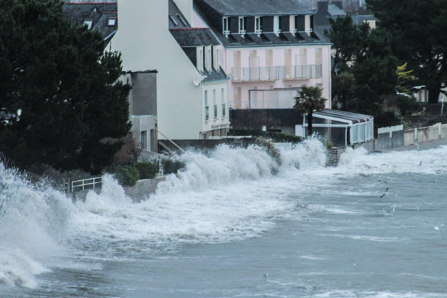 Photo 16 : Début 2014, la tempête et quelques dégâts à Cap Coz.